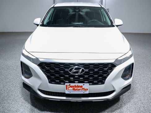 Used 2019 Hyundai Santa Fe SE image 4