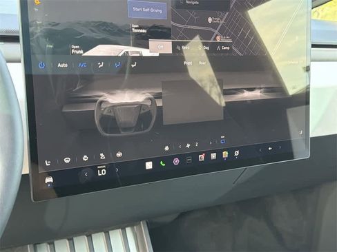 Used 2024 Tesla Cybertruck AWD Crew Cab image 17