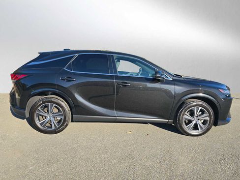 Used 2024 Lexus RX 350 FWD image 2