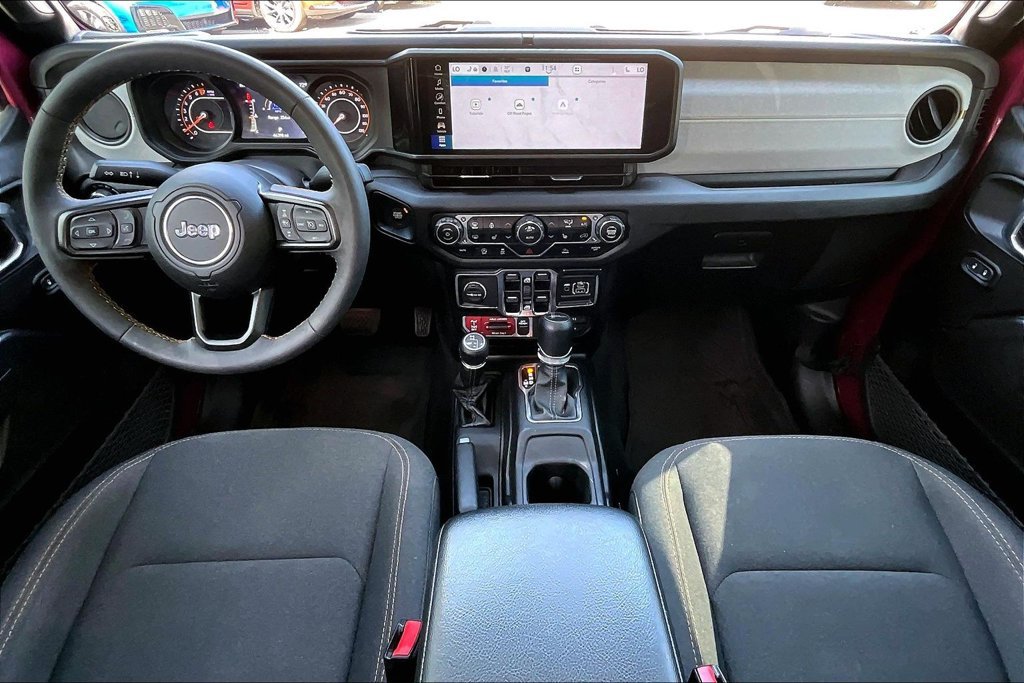Used 2024 Jeep Gladiator Sport AWD/4WD image 18