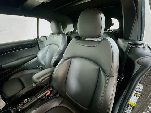 Used 2022 MINI Cooper S w/ Premium Package image 20