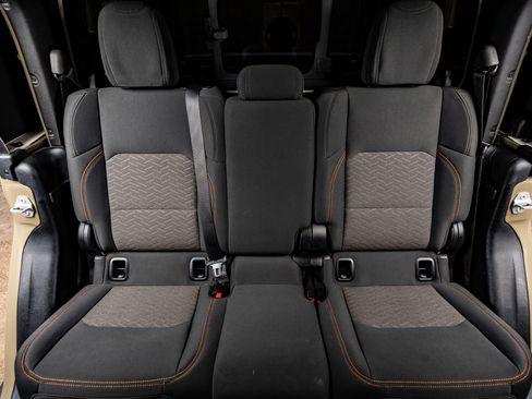 Used 2020 Jeep Gladiator Mojave w/ LED Lighting Group image 34