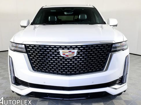 Used 2022 Cadillac Escalade Premium Luxury w/ Performance Package AWD/4WD image 2