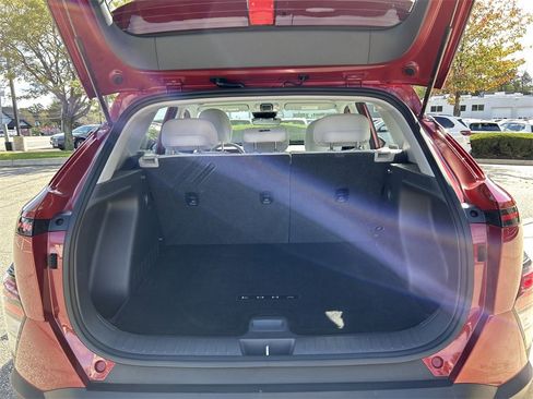 Used 2024 Hyundai Kona SE image 26