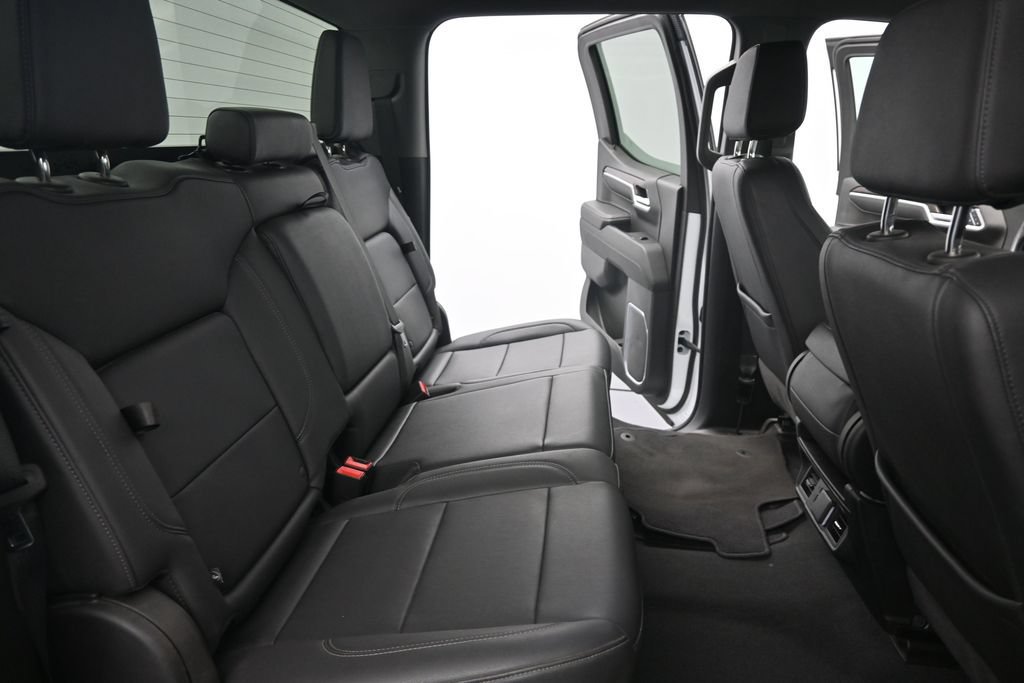 Used 2024 GMC Sierra 1500 SLT AWD/4WD image 13