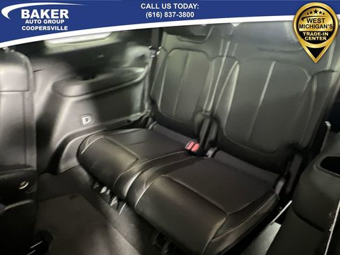 Used 2024 Jeep Grand Cherokee L Limited w/ Luxury Tech Group II image 22