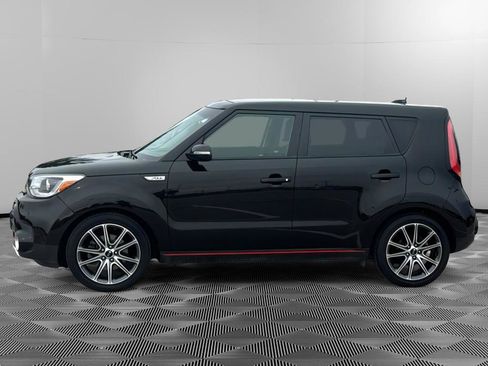 Used 2018 Kia Soul ! w/ Tech Package FWD image 3