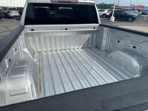 Used 2020 Chevrolet Silverado 1500 Custom Trail Boss w/ Custom Convenience Package AWD/4WD image 18