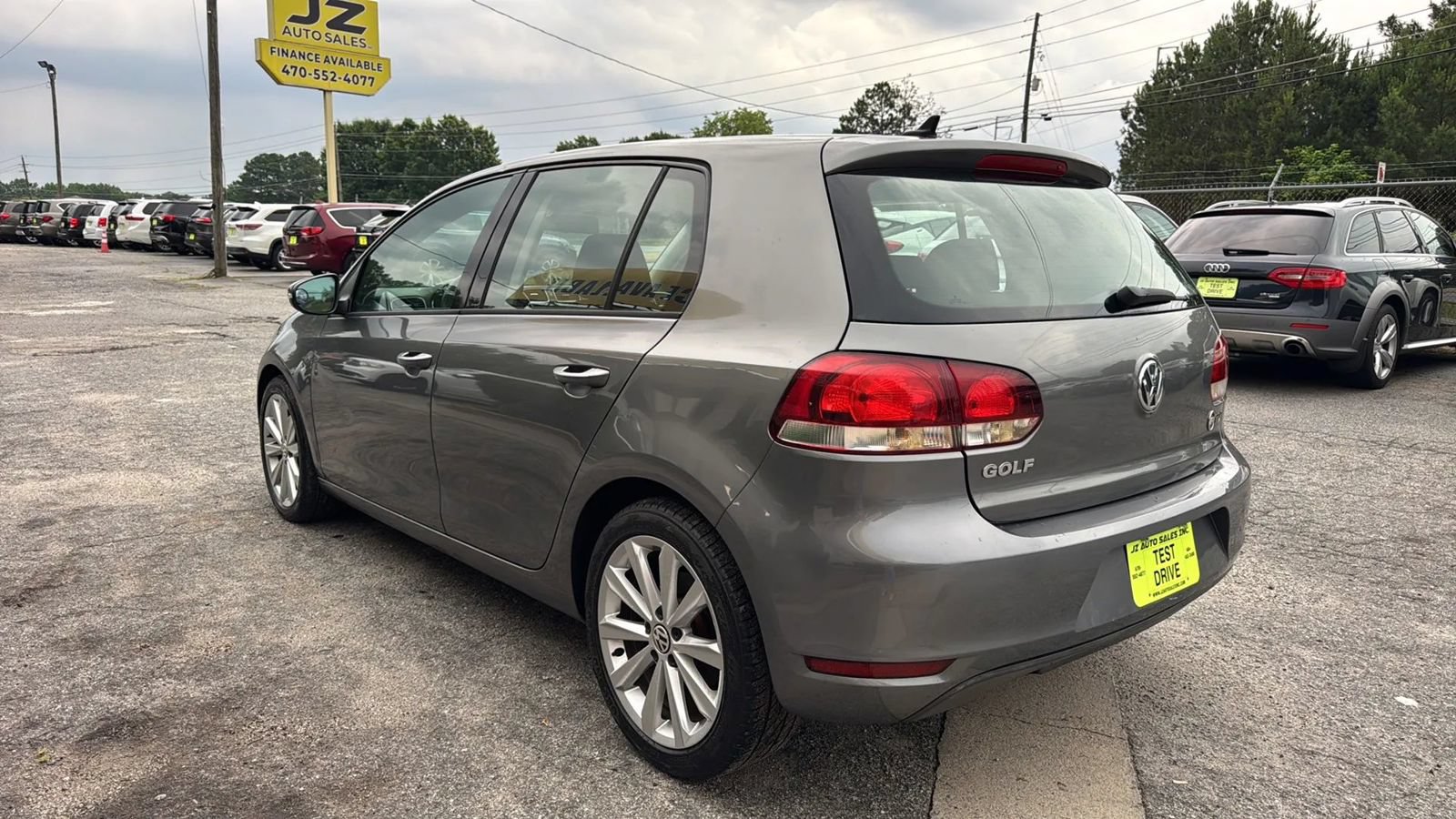 Used 2013 Volkswagen Golf TDI FWD image 5