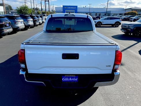 Used 2022 Toyota Tacoma SR5 image 24