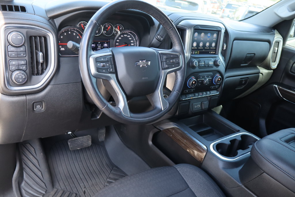 Used 2022 Chevrolet Silverado 1500 LT Trail Boss w/ Safety Package AWD/4WD image 12