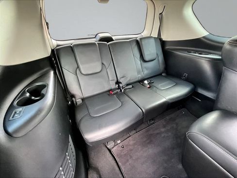 Used 2018 Nissan Armada Platinum w/ Captain Seat Package AWD/4WD image 27