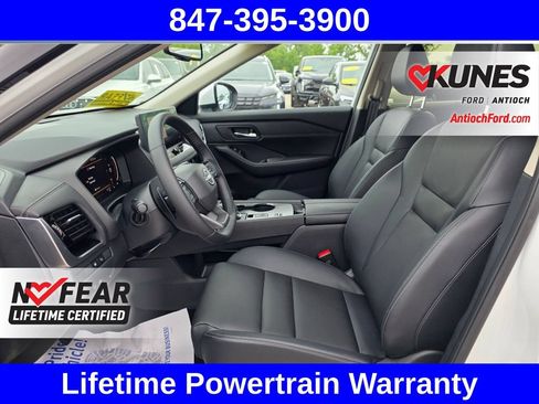 Used 2025 Nissan Rogue SL w/ SL Premium Package FWD image 19