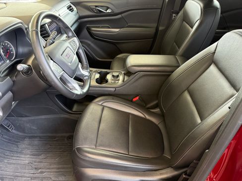 Used 2023 GMC Acadia SLT AWD/4WD image 5