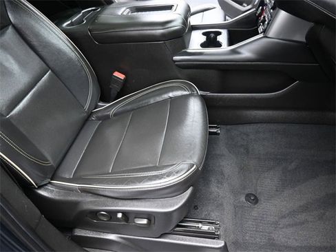 Used 2021 Chevrolet Tahoe Premier w/ Premium Package image 28