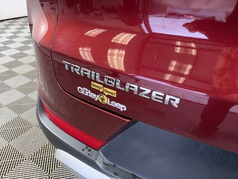 Used 2025 Chevrolet TrailBlazer LT image 15