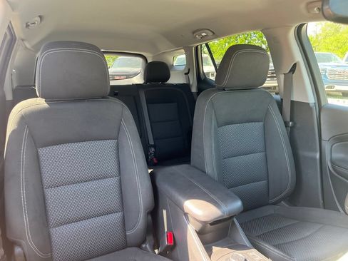 Used 2023 GMC Terrain SLE w/ Driver Convenience Package AWD/4WD image 36