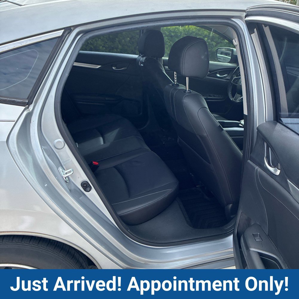 Used 2018 Honda Civic Touring image 11