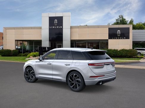 New 2024 Lincoln Corsair Grand Touring AWD/4WD image 5