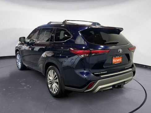 Used 2022 Toyota Highlander Platinum AWD/4WD image 8