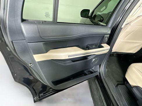 Used 2024 Ford Expedition Max Limited image 27