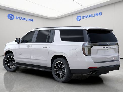 Used 2025 Chevrolet Suburban RST w/ Comfort Package AWD/4WD image 3