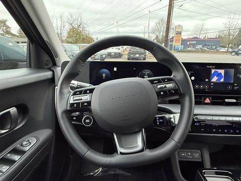 Certified 2025 Hyundai Ioniq 5 SE image 25