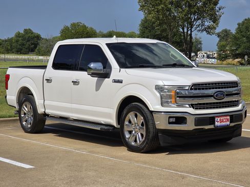 Used 2018 Ford F150 Lariat RWD image 3
