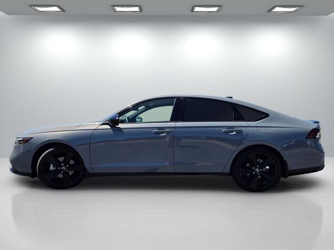 Used 2024 Honda Accord Sport image 7
