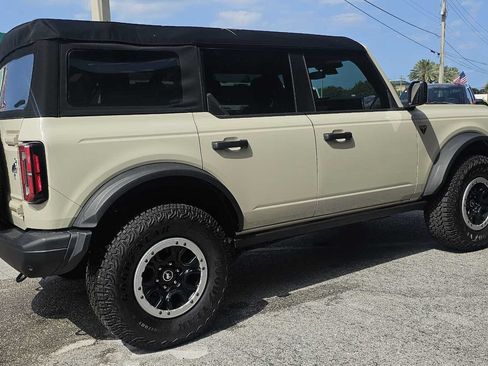 Used 2025 Ford Bronco Badlands w/ Sasquatch Package AWD/4WD image 5