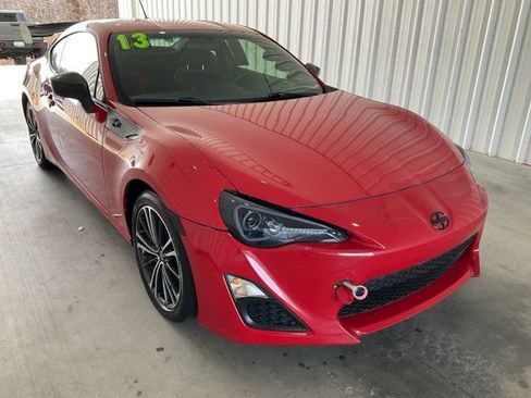 Used 2013 Scion FR-S image 25