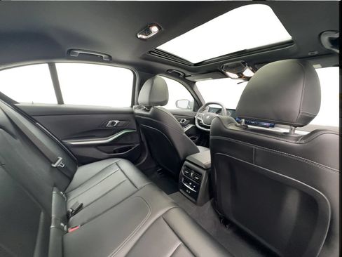 Used 2026 BMW 330i Sedan RWD image 27