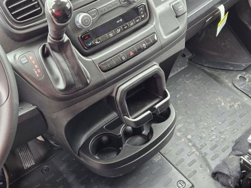 Used 2025 RAM ProMaster 2500 image 21