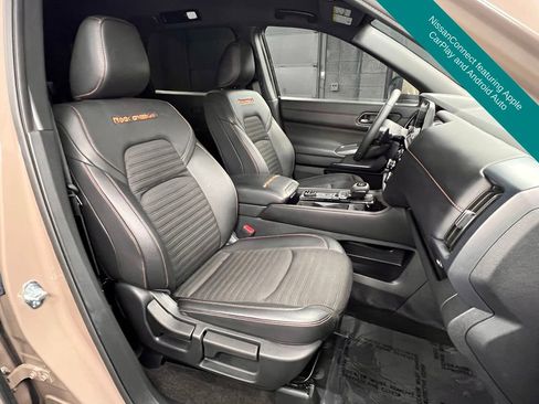 Used 2025 Nissan Pathfinder Rock Creek image 7