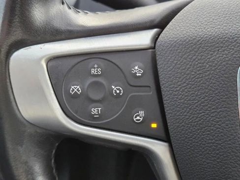 Used 2022 GMC Acadia SLT w/ Preferred Package image 15