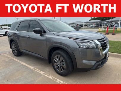 Used 2025 Nissan Pathfinder S