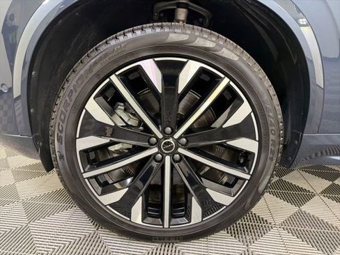 Certified 2025 Volvo XC90 T8 Ultra w/ Protection Package Premier AWD/4WD image 3