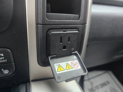 Used 2016 RAM 1500 Big Horn image 23