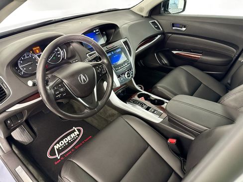 Used 2016 Acura TLX V6 image 5