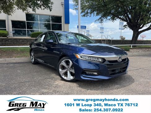 Used 2018 Honda Accord Touring image 1