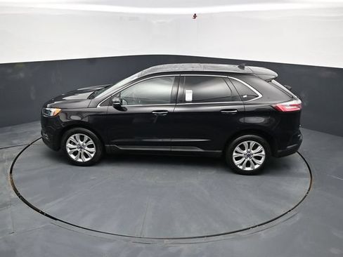 Used 2022 Ford Edge Titanium w/ Equipment Group 301A AWD/4WD image 33