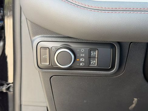 Used 2026 Ford Explorer Active RWD image 8