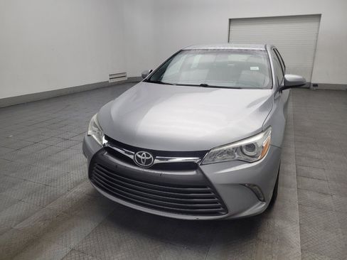 Used 2017 Toyota Camry XLE FWD image 15