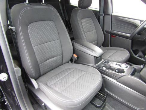 Used 2023 Ford Escape Active w/ Tech Pack #2 image 7