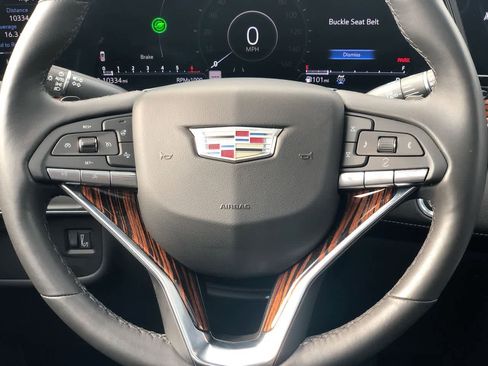 Used 2023 Cadillac Escalade Premium Luxury image 10