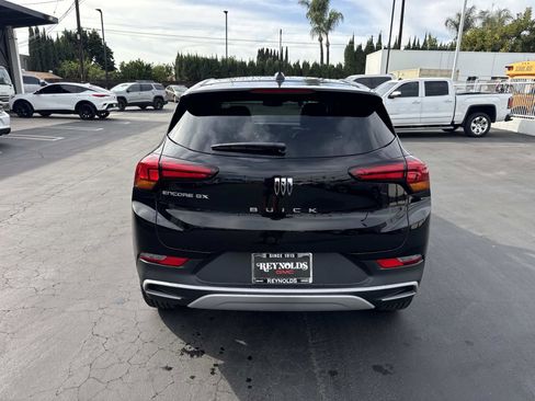 Used 2025 Buick Encore GX Preferred image 6