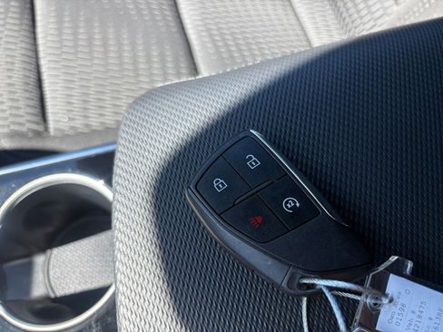 Used 2025 Chevrolet Equinox LT image 22