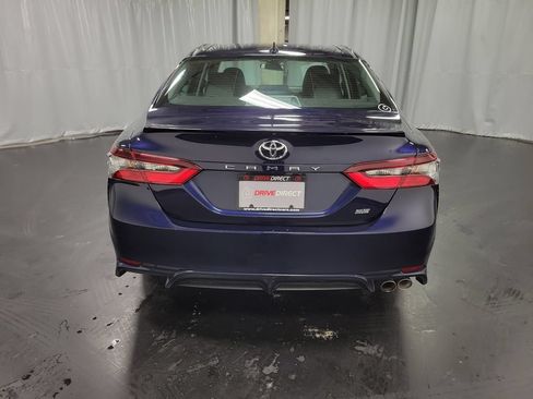 Used 2021 Toyota Camry SE FWD image 7