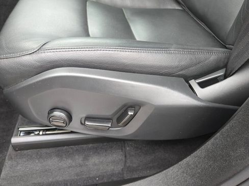 Used 2024 Volvo XC90 B5 Core w/ Protection Package Premier image 24