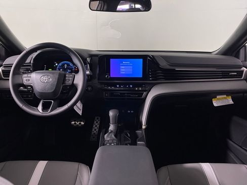 New 2026 Toyota Camry SE image 14